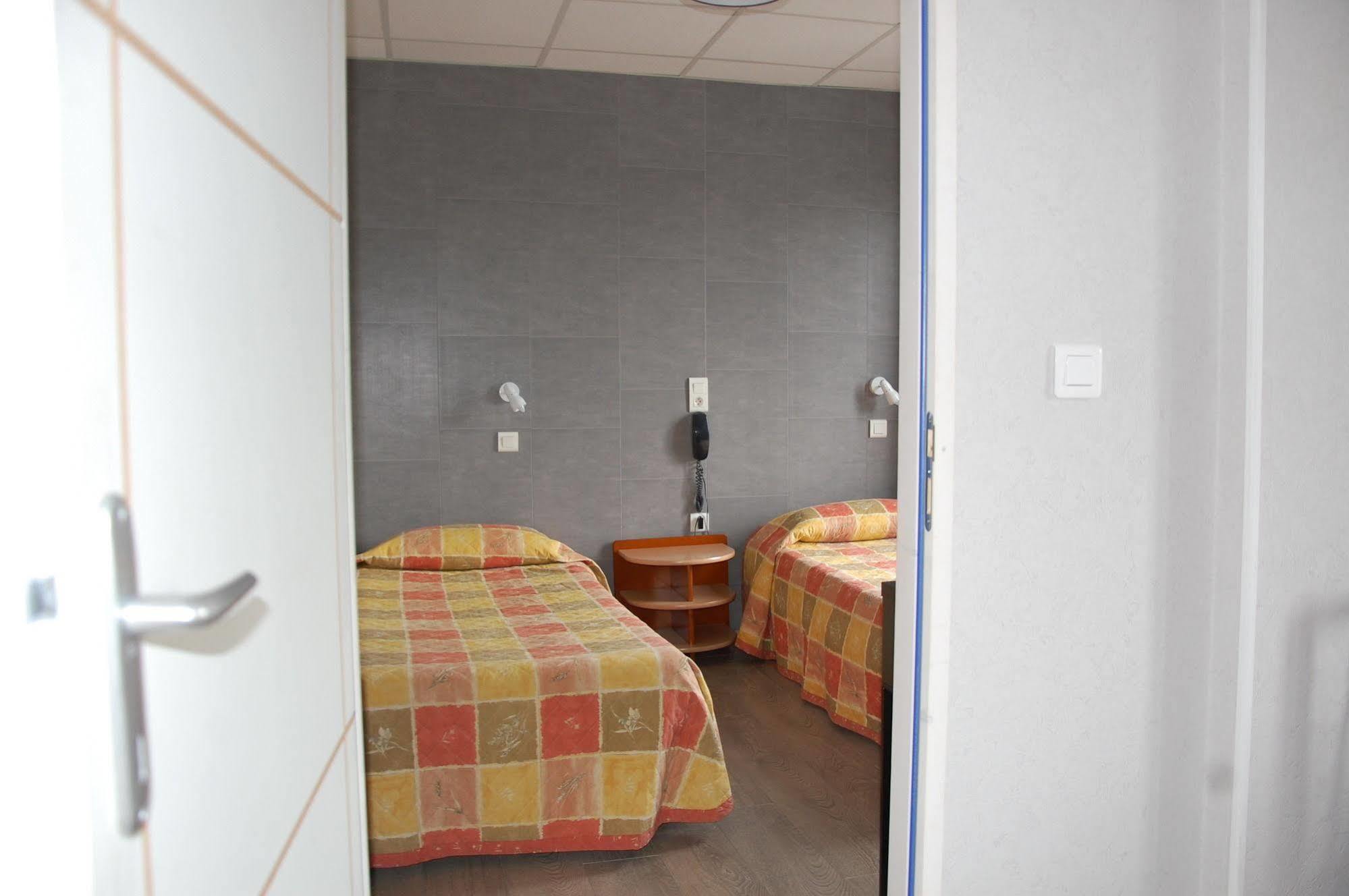 Louvre Vincenette Hotel 3*